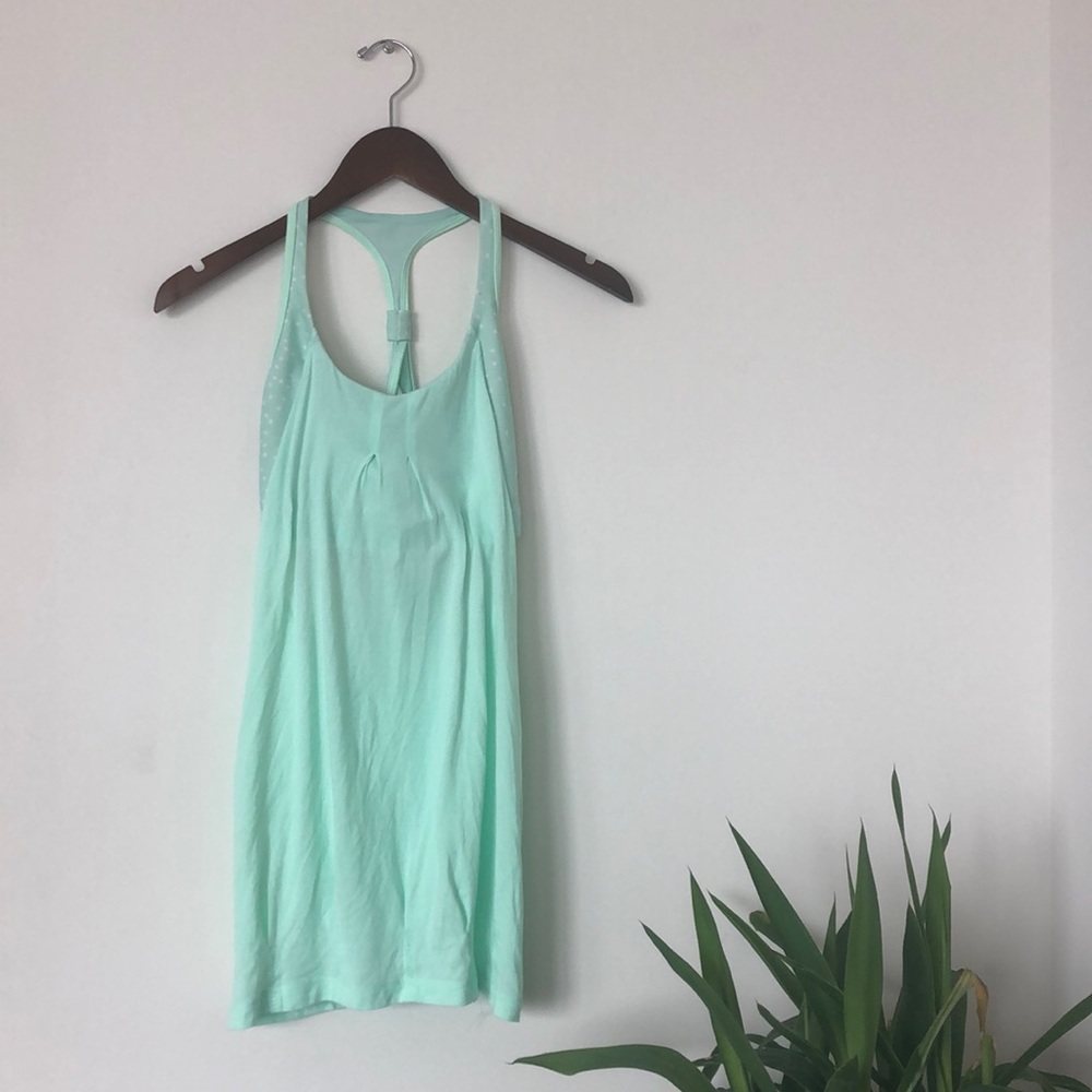 Lululemon Tank with built in sports bra